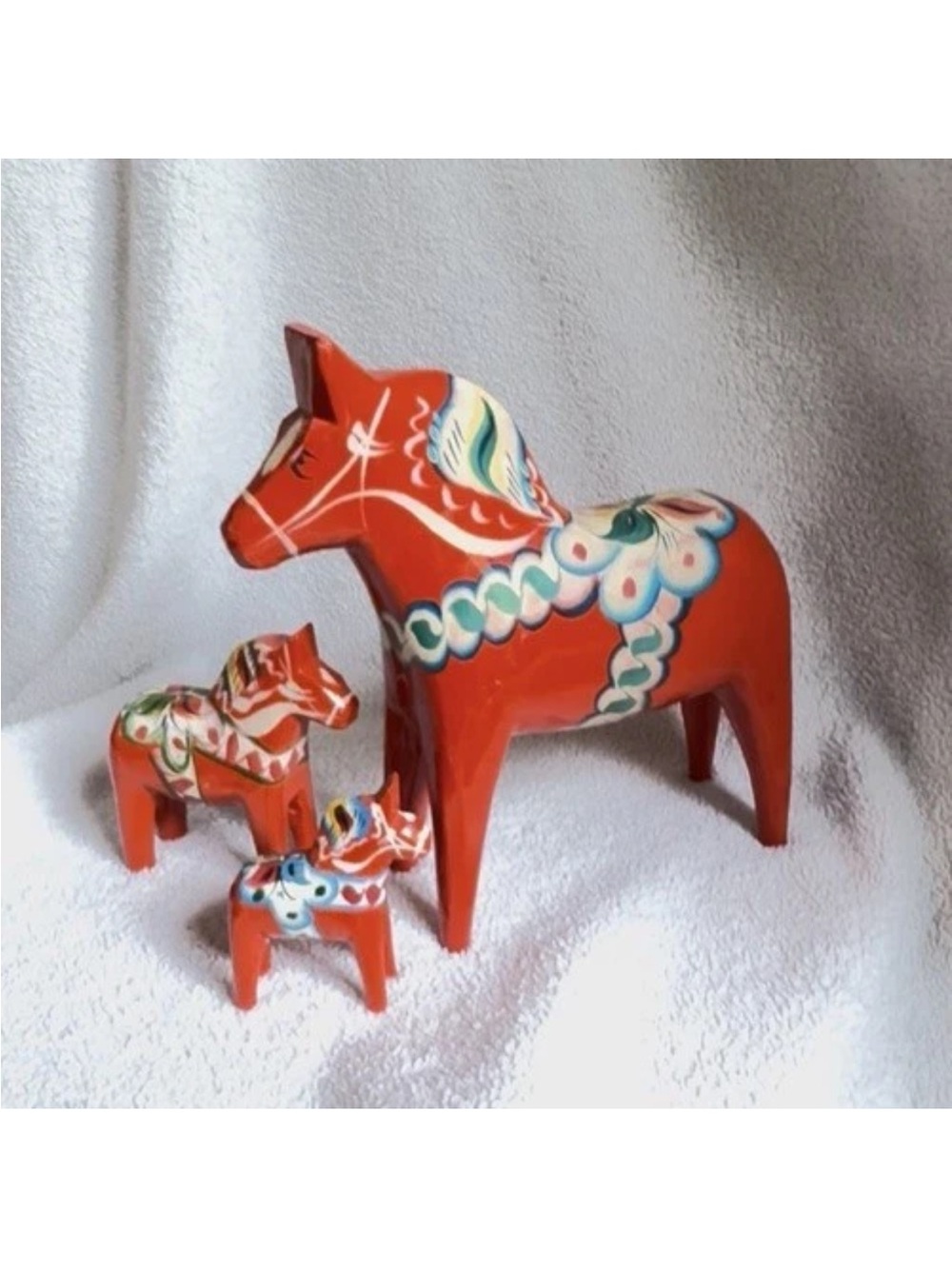 Swedish Dala Horse Set 3 John Gudmunds Hand Painted Folk Art Wood Decor